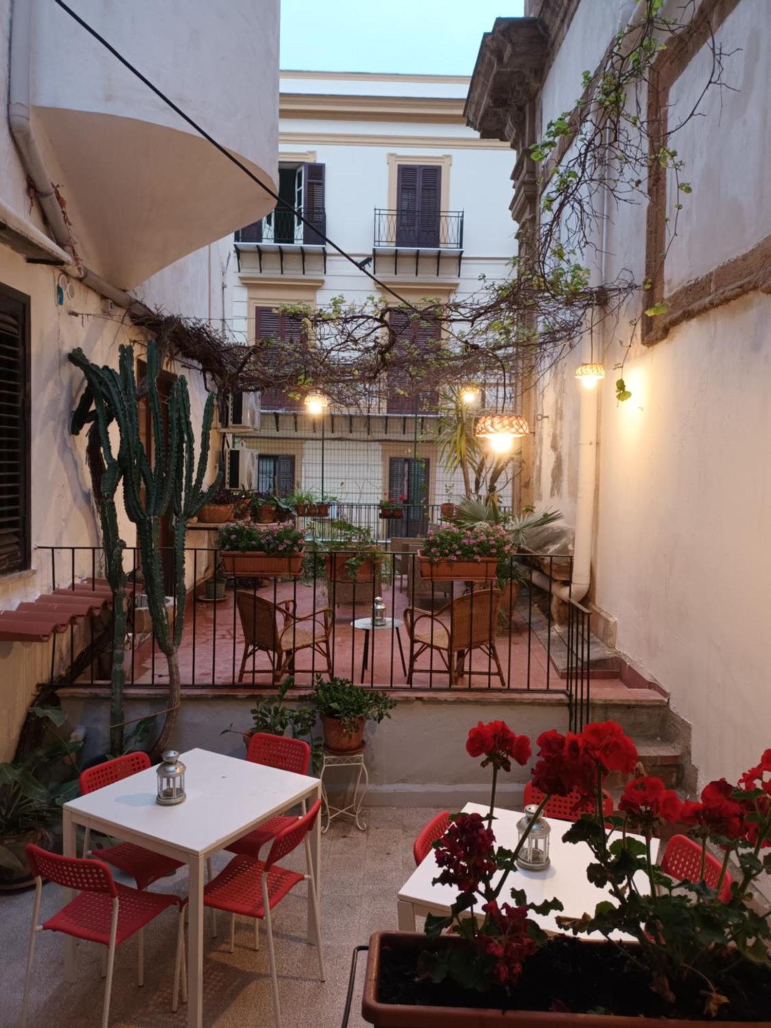 باليرمو Palazzo Del Bono Suites المظهر الخارجي الصورة
